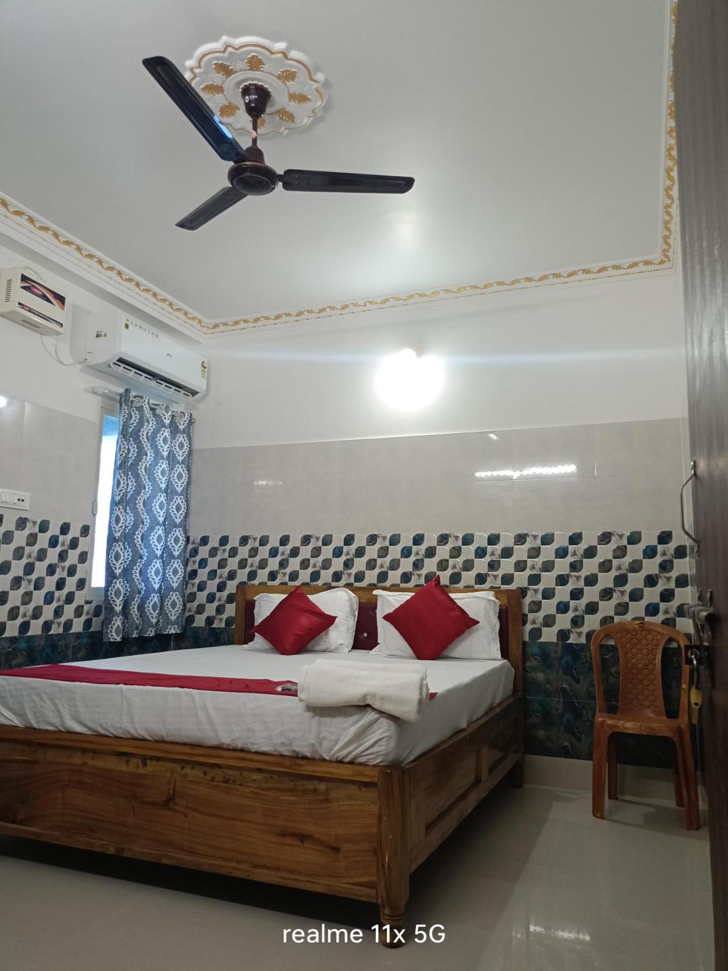 Hotel Trupti Residency Purí Exteriér fotografie